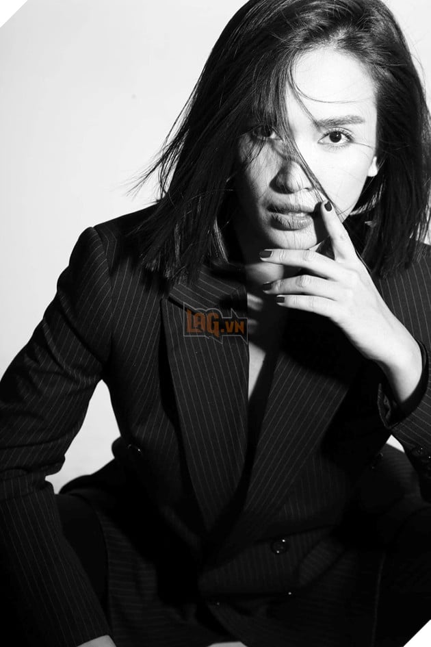 Ca sĩ Ái Phương lột xác với Bằng chứng vô hình 4