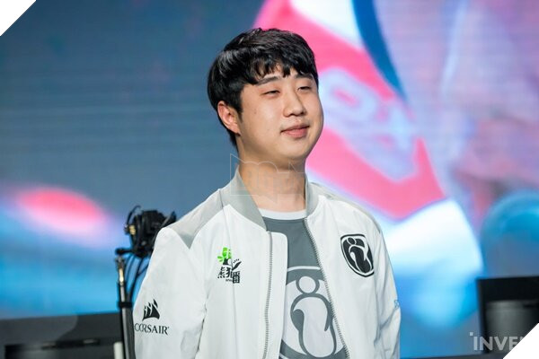 Gần 4 năm kể từ lần cuối đăng quang CKTG, đội hình SKT 2016 vẫn vô đối về... thu nhập từ tiền thưởng giải đấu - Ảnh 3.