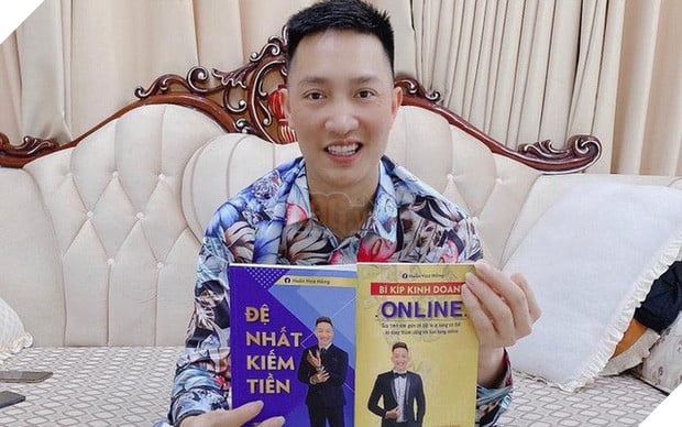 Giang hồ mạng Huấn Hoa Hồng ra MV ca nhạc, hát khuyên mọi người tránh xa cờ bạc nhưng lại quảng cáo cho game đánh bạc online - Ảnh 8.