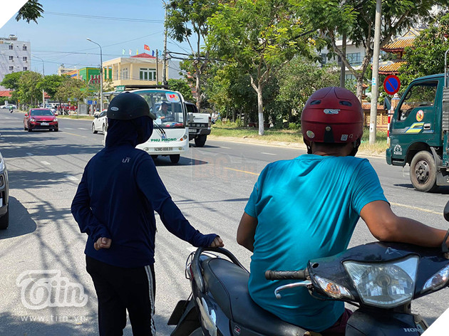 Chú chó chết thương tâm ở Đà Nẵng: Xin về nuôi nhưng lại bị bán, chủ quán đòi đập điện thoại khi có người đến giải cứu 4