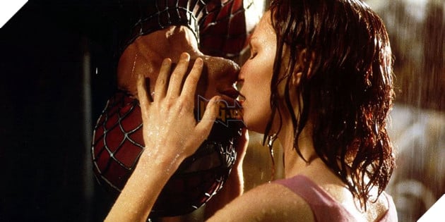 Tổng hợp những cảnh nóng bỏng mắt của dàn siêu anh hùng trên màn ảnh Phần 2 