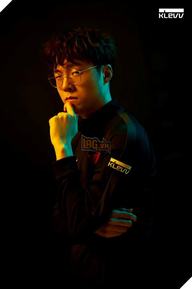 KLEVV và T1 tung TVC quảng cáo, câu thả thính em tắt đèn đi được không của Faker nổi rần rần, viral khủng khiếp trên diễn đàn LOL Hàn Quốc - Ảnh 3.