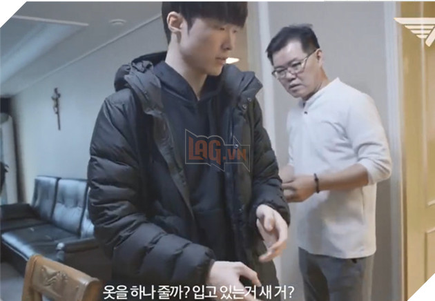 Dù đã trở thành tỉ phú, tại sao Faker vẫn để cha của anh ấy phải làm việc? - Ảnh 3.