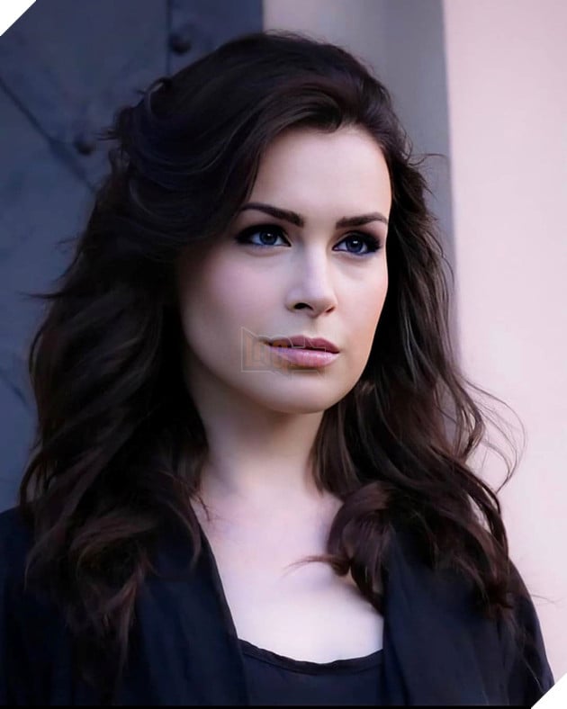 Chiêm ngưỡng nhan sắc của nữ chính 365 Days - tựa phim hot nhất Netflix Việt Nam