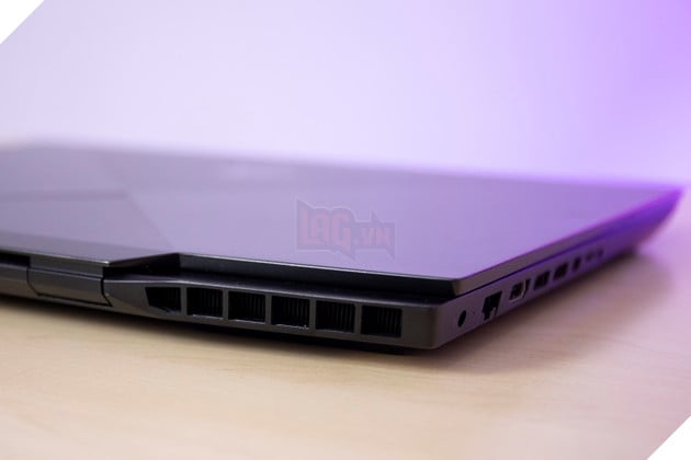 Review HP Omen 15: Chiếc laptop gaming cực nhỏ , nhưng sở hữu sức mạnh siêu to khổng lồ  11