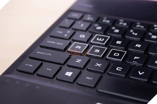 Review HP Omen 15: Chiếc laptop gaming cực nhỏ , nhưng sở hữu sức mạnh siêu to khổng lồ  17