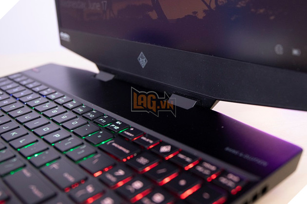Review HP Omen 15: Chiếc laptop gaming cực nhỏ , nhưng sở hữu sức mạnh siêu to khổng lồ  7