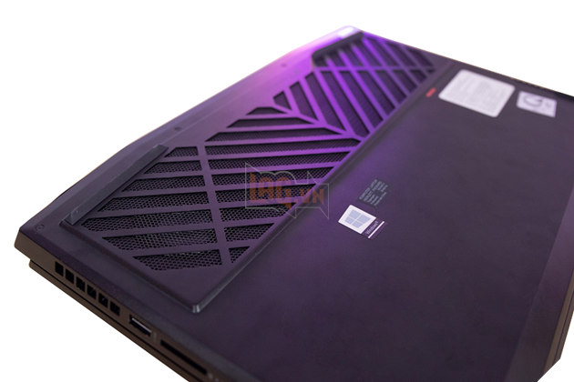 Review HP Omen 15: Chiếc laptop gaming cực nhỏ , nhưng sở hữu sức mạnh siêu to khổng lồ  12