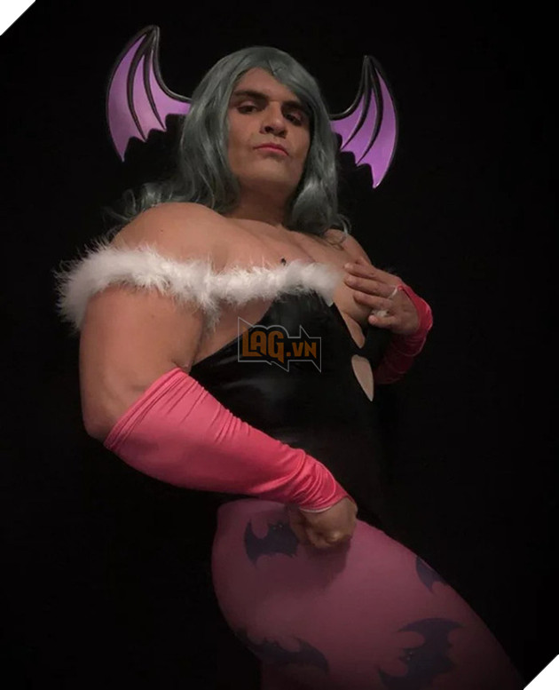 Anh trai vai u thịt bắp cuồn cuộn nhưng chỉ thích cosplay các vai... nữ tính - Ảnh 12.