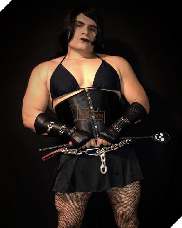 Anh trai vai u thịt bắp cuồn cuộn nhưng chỉ thích cosplay các vai... nữ tính - Ảnh 4.