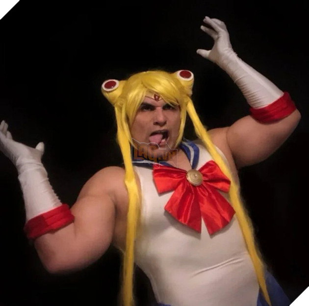 Anh trai vai u thịt bắp cuồn cuộn nhưng chỉ thích cosplay các vai... nữ tính - Ảnh 9.