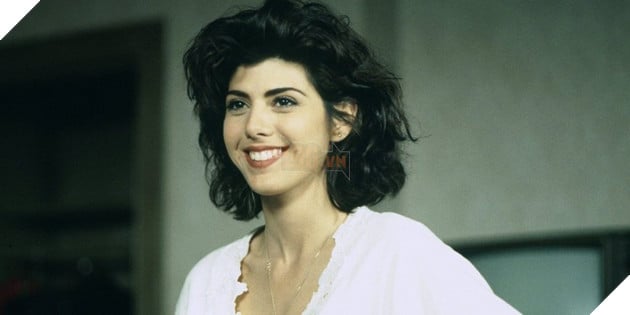 Nhìn lại loạt ảnh nóng bỏng thời trẻ của dì May xinh đẹp nhà Marvel 4