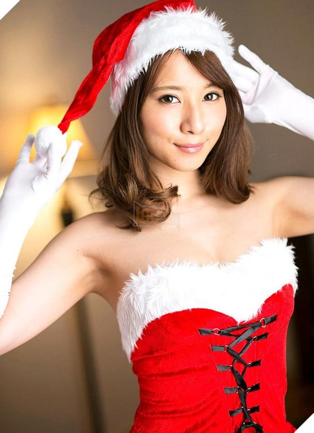 Nữ diễn viên JAV, Mion Sonoda tiết lộ mức lương khủng của mình và mặt trái của ngành 3