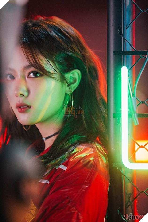 Vẻ ngoài lột xác quyến rũ của mỹ nhân được mệnh danh là quốc bảo nhan sắc xứ Hàn 20