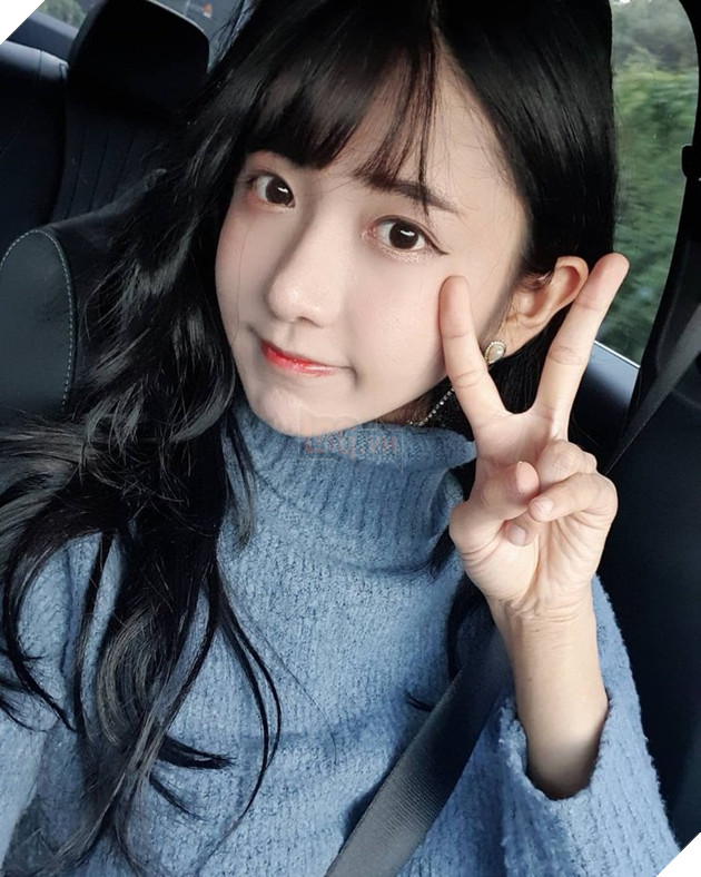 Nữ Streamer đã hy sinh lông mày của mình để nhận 5000USD khiến người xem tiếc nuối 6