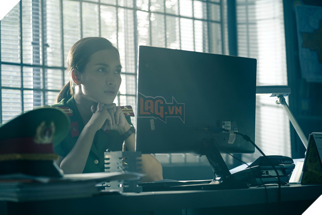 Review Bằng chứng vô hình: Xứng đáng trở thành điểm nhấn của phòng vé nhưng vẫn quá an toàn 6