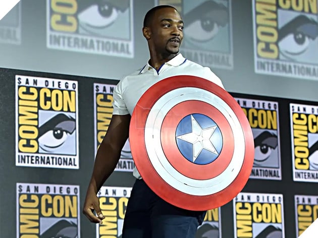 Đạo diễn Marvel Studios nói gì sau chỉ trích phân biệt chủng tộc của Captain America mới 