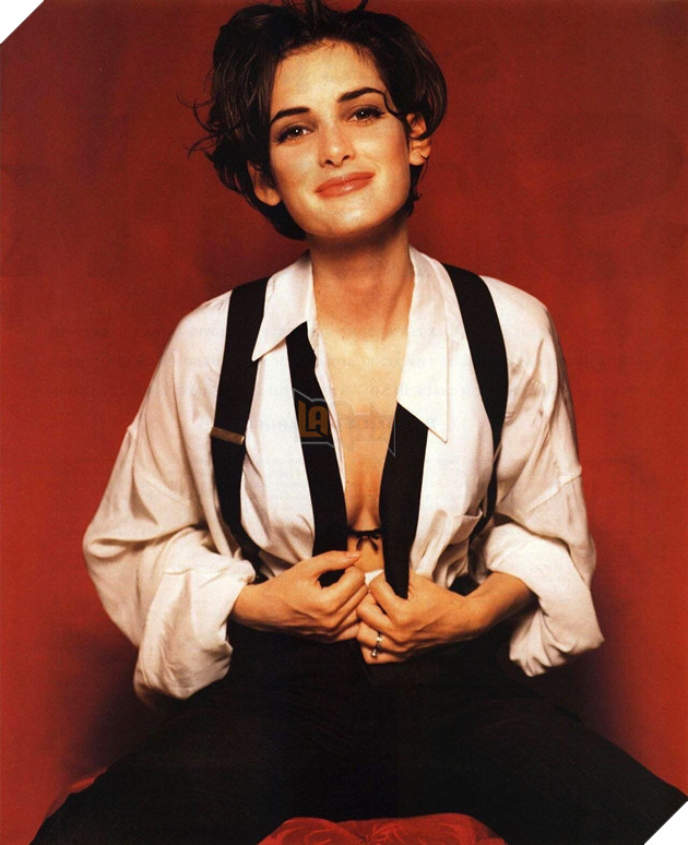 Loạt ảnh thời trẻ cực quyến rũ của Winona Ryder - mỹ nữ từng là bóng hồng của Johnny Depp  10