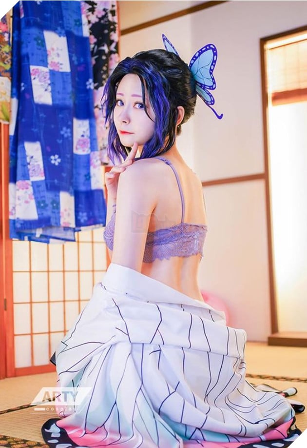 Ngất ngây với bộ ảnh cosplay Trùng Trụ Kochou Shinobu trong Kimetsu No Yaiba 2
