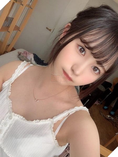 Loạt mỹ nhân sinh năm 2000 phá đảo làng phim người lớn Nhật Bản P1 