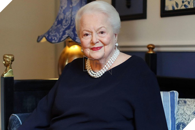 Nữ diễn viên lớn tuổi nhất thế giới qua đời ở tuổi 104 2