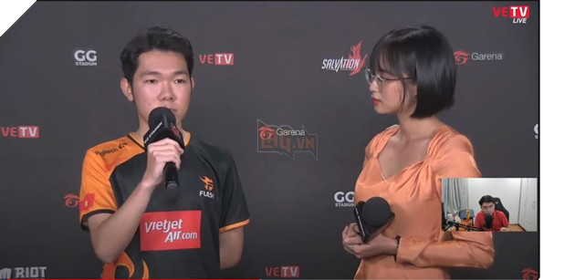 LMHT: Optimus gây sóng gió khi cho rằng những câu hỏi của MC Minh Nghi có thể làm lộ chiến thuật của một đội tuyển