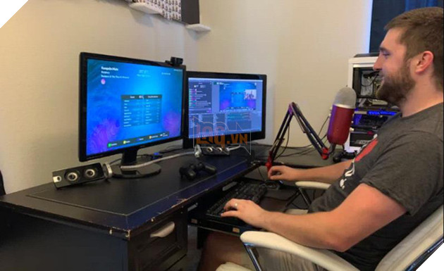 Ngày làm giáo viên, tối về livestream chơi game để quyên tiền mua bữa trưa cho học sinh - Ảnh 2.