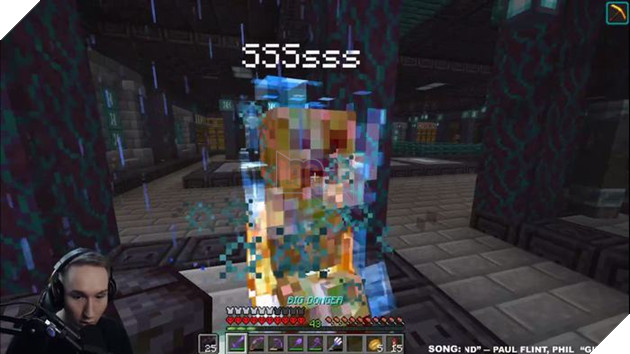 Một phút lỡ dại, streamer Minecraft mất trắng công sức 500 giờ chơi của mình 2