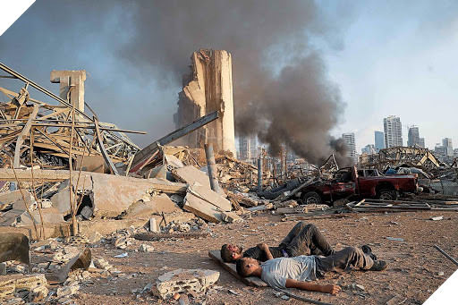 Vụ nổ ở Beirut: Cảnh hoang tàn đổ nát của thành phố như viễn cảnh phim ngày tận thế 14