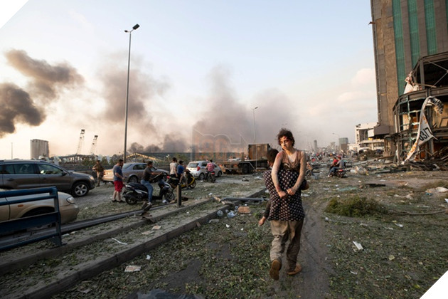 Vụ nổ ở Beirut: Cảnh hoang tàn đổ nát của thành phố như viễn cảnh phim ngày tận thế 13