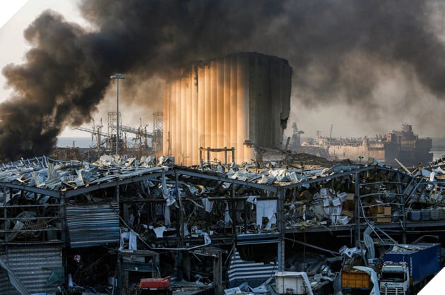 Vụ nổ ở Beirut: Cảnh hoang tàn đổ nát của thành phố như viễn cảnh phim ngày tận thế 4