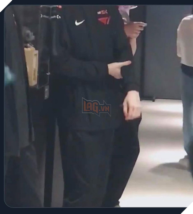 Trở lại stream sau 1 tuần vắng bóng vì nghi vấn chấn thương, Faker nhận mưa donate cùng lời nhắn từ fan: Faker cố lên! - Ảnh 3.