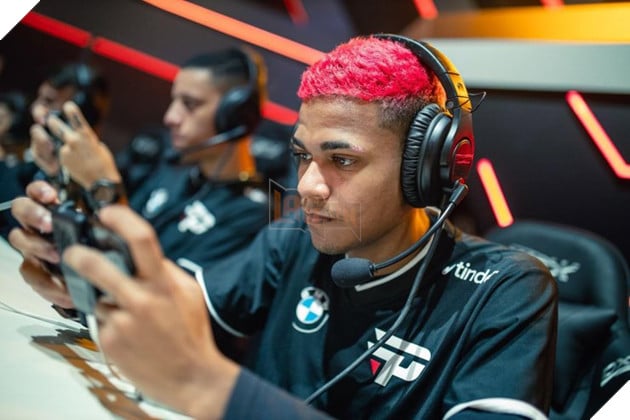  Free Fire: Mẹo & thủ thuật phải biết để đạt được Heroic và Grandmaster trong Clash Squad 2