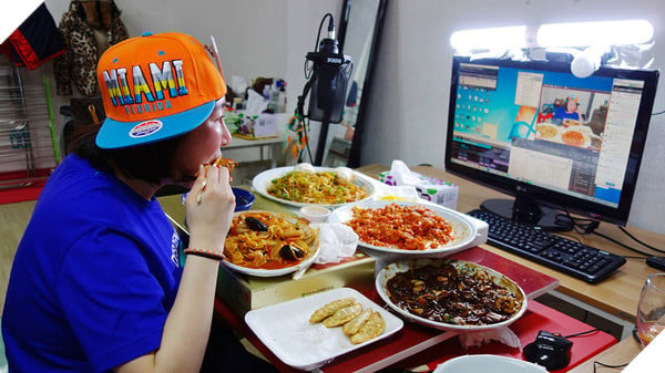 Mukbang là gì? Vì sao ngành nghề này lại cực kì hot tại Hàn Quốc và các nước phương Tây? 2