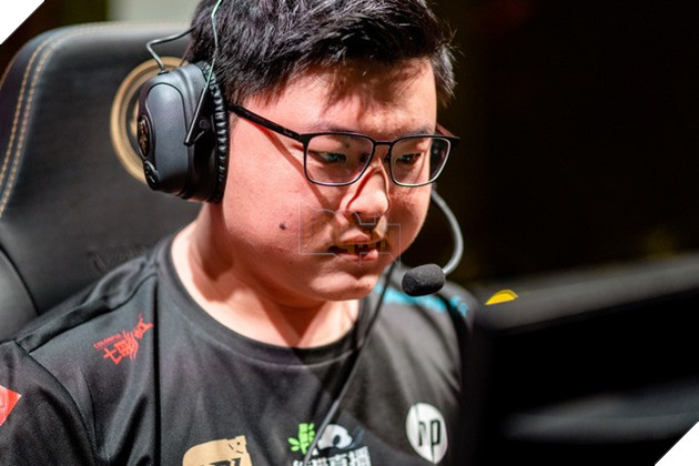 Mất đi Uzi, RNG trải qua mùa giải thảm hại nhất lịch sử, lần đầu tiên mất quyền tham dự CKTG sau 5 năm - Ảnh 3.