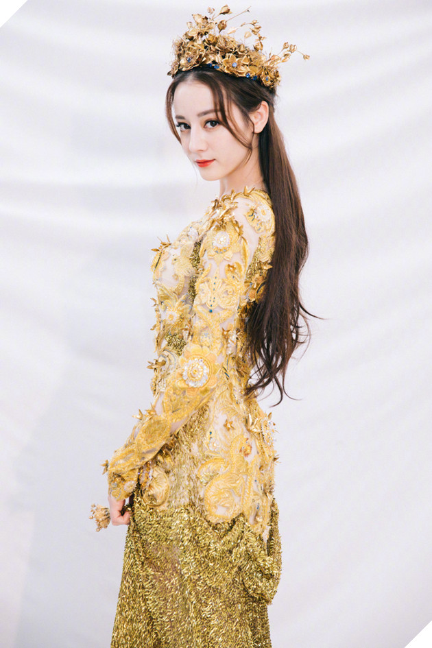 Loạt ảnh về mỹ nhân Tân Cương ngàn năm có một, nhan sắc điên đảo lòng người 3