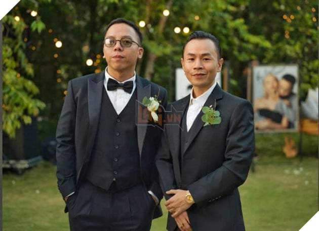 Sẽ không có lí do gì mà những nghệ sĩ khó tính như Binz hay Touliver phát hành một bài nhạc "offbeat" và "vô nghĩa" cả