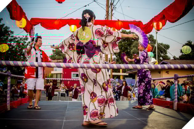 Obon là gì? Vì sao năm nào One Piece cũng phải tạm nghỉ vì lễ hội này? 2