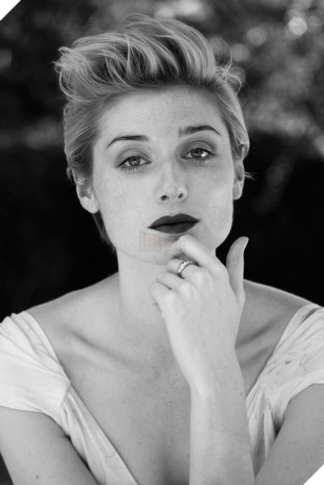 Chiêm ngưỡng nhan sắc của mỹ nhân cao 1m90 sẽ vào vai công nương Diana 3