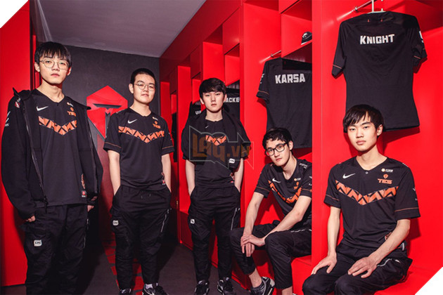 BLV Hoàng Luân: SofM trên trình Karsa, nhưng Suning không có cửa trước TOP Esports - Ảnh 4.