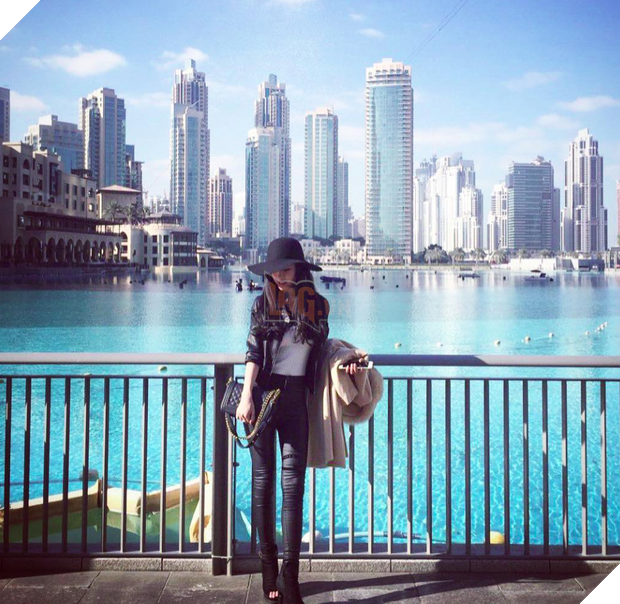 Profile mỹ nhân Karik vừa công khai hẹn hò: Nhan sắc gây tranh cãi vì... như búp bê sống, “xịt máu mũi” với body bốc lửa - Ảnh 14.