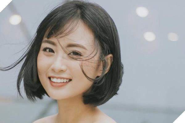 Cùng ngắm nhìn Minh Nghi và 6 nữ thần MC xinh đẹp nhất của làng LMHT thế giới (P.1) - Ảnh 2.