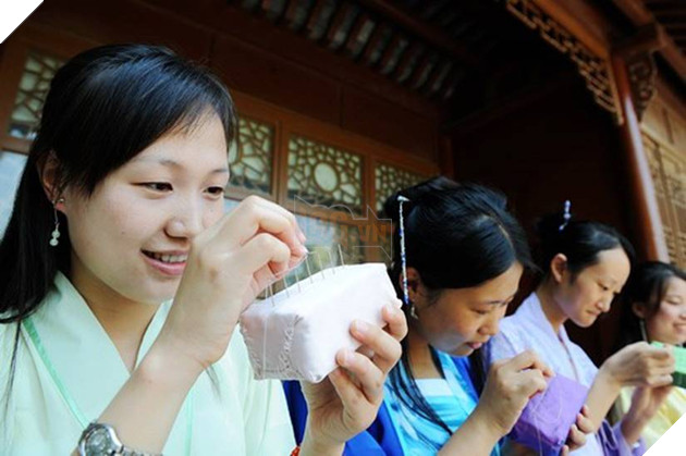 Thất Tịch là ngày gì ? Khi truyền thông dùng chè đậu đỏ thoát ế bẻ cong truyền thống 2