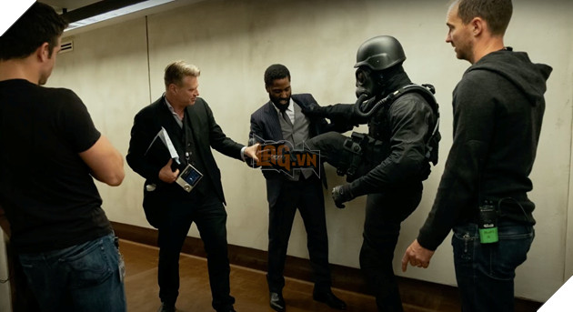 Tenet: Clip hậu trường chứng minh Nolan tránh sử dụng CGI, lý do kinh phí sản xuất khủng là đây 2