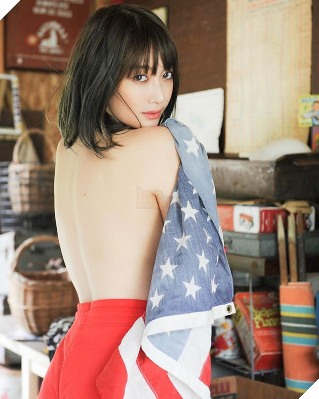 Bị fan nghi vấn lộ clip và ảnh nóng vì quá giống diễn viên phim AV, nữ streamer xinh đẹp tức tối, đe dọa nhờ pháp luật can thiệp - Ảnh 1.