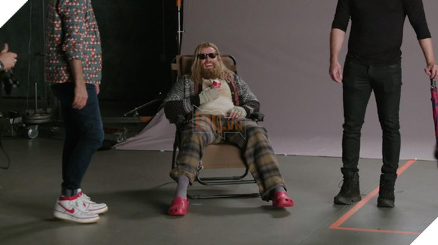 Kỉ niệm hơn một năm ra mắt, Marvel tung bản vẽ... Thor bụng bia  4