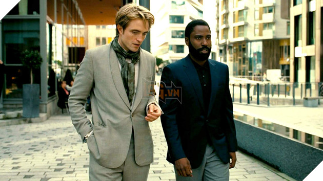  Góc hài hước Bàn luận kịch bản Tenet với Christopher Nolan, Robert Pattison tuột cả đường huyết 3