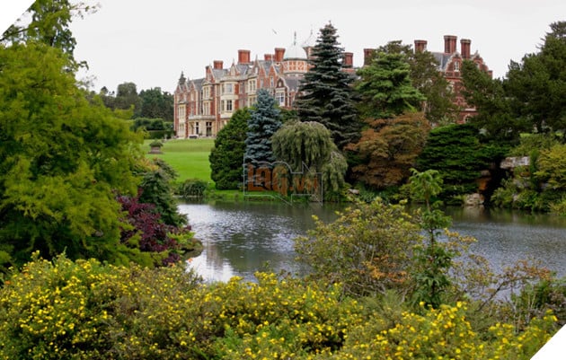 Loạt ảnh khu nghỉ dưỡng hoàng gia được nữ hoàng Anh biến thành rạp chiếu phim 3