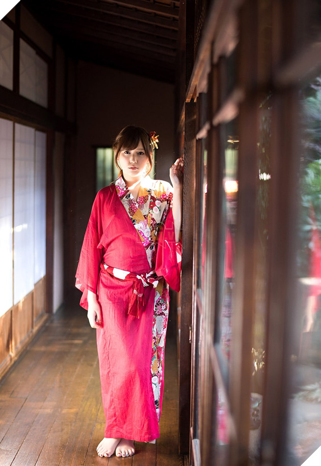 Nữ streamer Nhật gây sốc vì quyết tâm trở thành thánh nữ phim 18+ 2