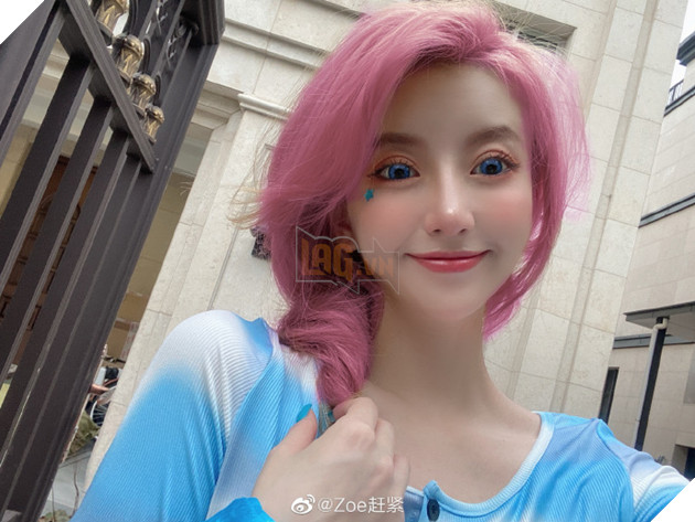 LMHT: Coser Zoe đốn tim người xem khi cosplay nữ tướng Seraphine khiến ai cũng muốn mlem mlem 9